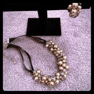 Bracelet and necklace set